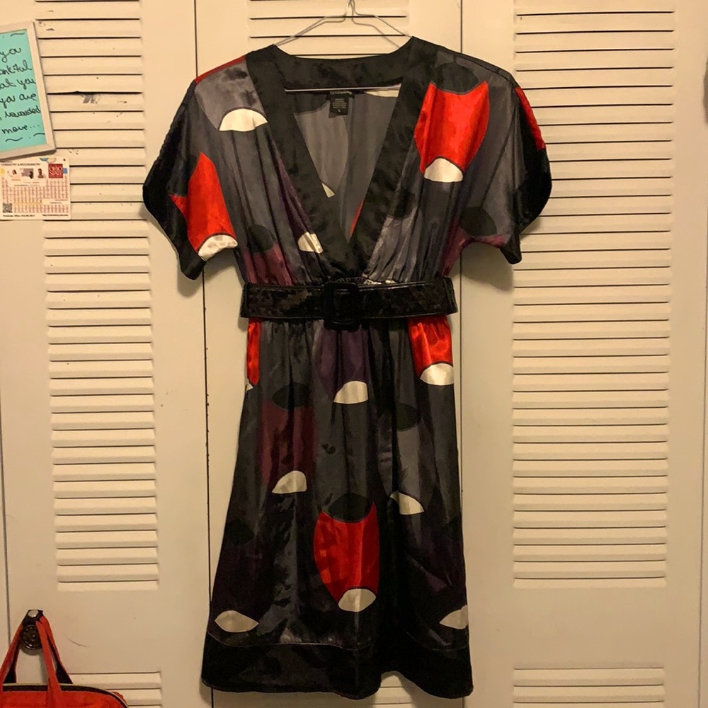 Eyeshadow S short sleeve silky deep v short dress